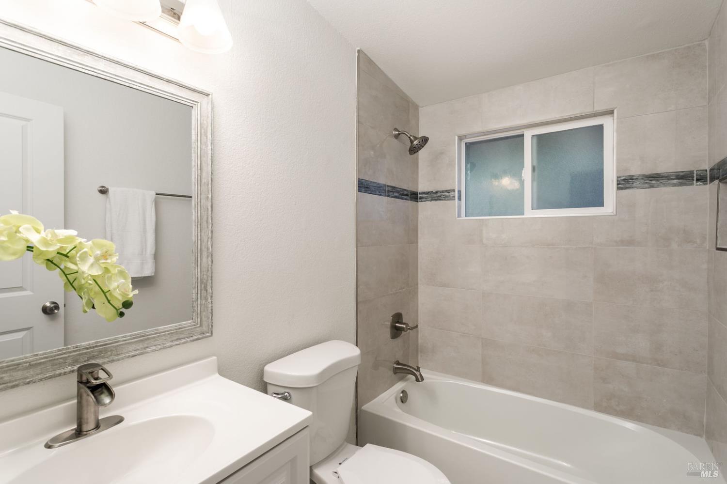 Detail Gallery Image 19 of 29 For 142 Anita Ct, Vacaville,  CA 95688 - 3 Beds | 2 Baths