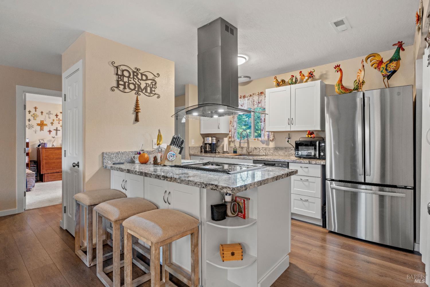 Detail Gallery Image 5 of 16 For 26861 Oriole Dr, Willits,  CA 95490 - 3 Beds | 2 Baths