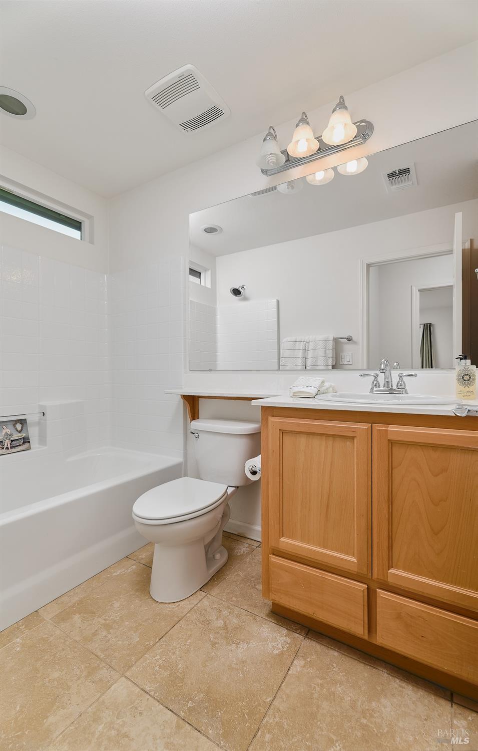 Detail Gallery Image 17 of 21 For 504 Silver Ridge Dr, Rio Vista,  CA 94571 - 2 Beds | 2 Baths