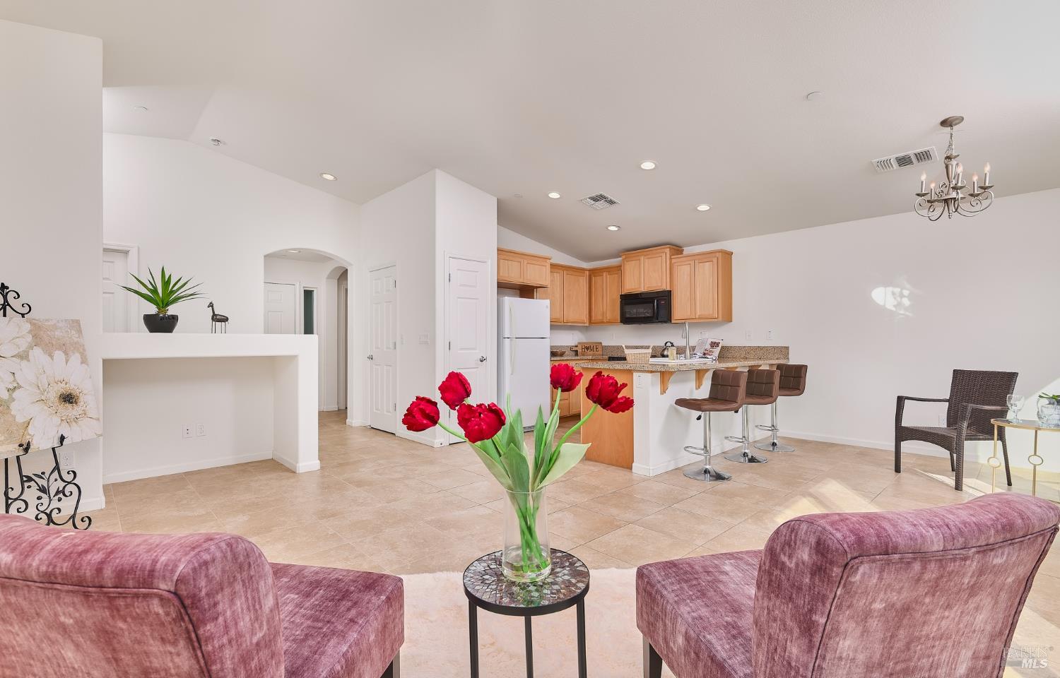 Detail Gallery Image 2 of 21 For 504 Silver Ridge Dr, Rio Vista,  CA 94571 - 2 Beds | 2 Baths