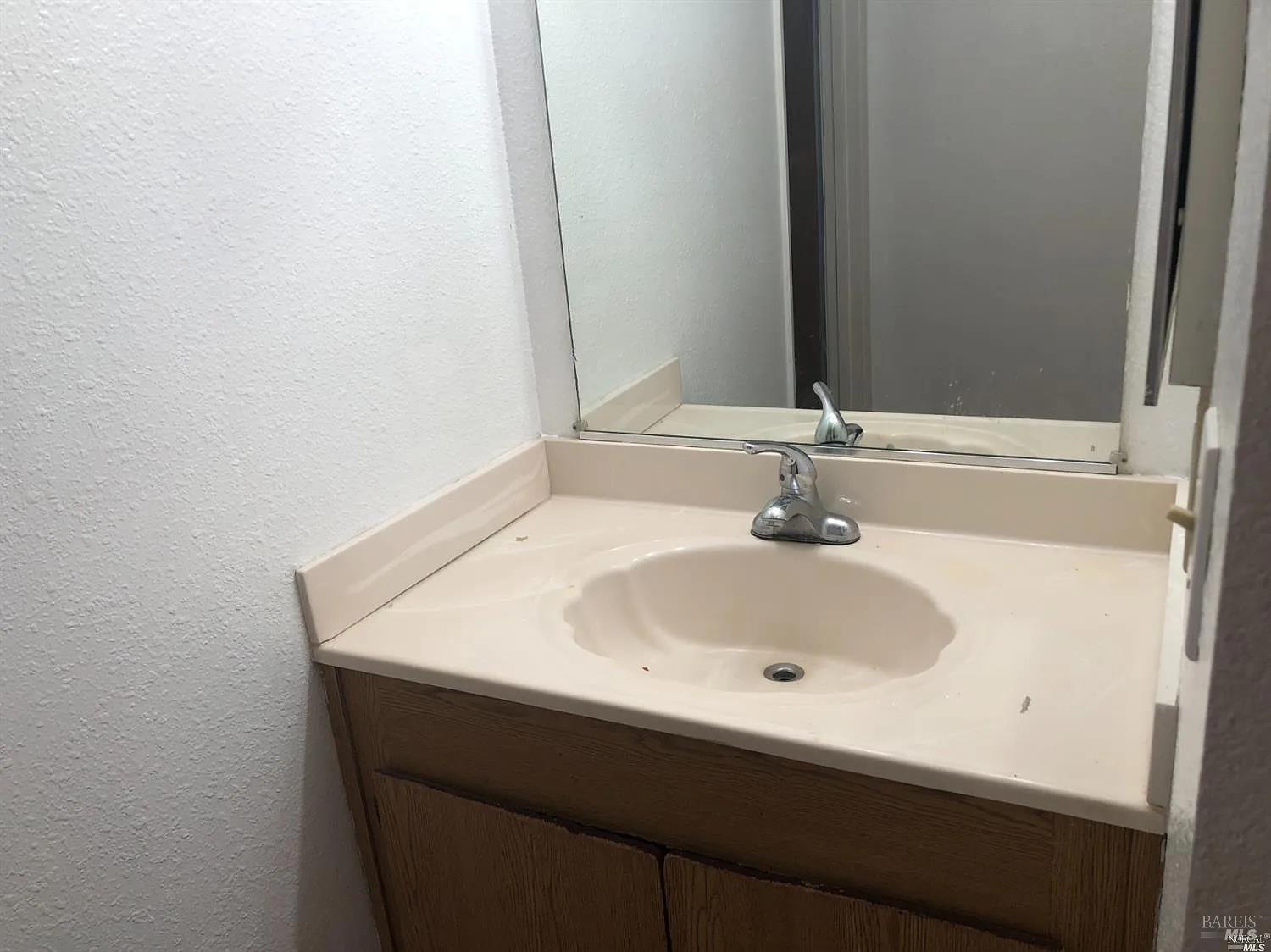 Detail Gallery Image 16 of 19 For 1941 Grande Cir #48,  Fairfield,  CA 94533 - 2 Beds | 1/1 Baths