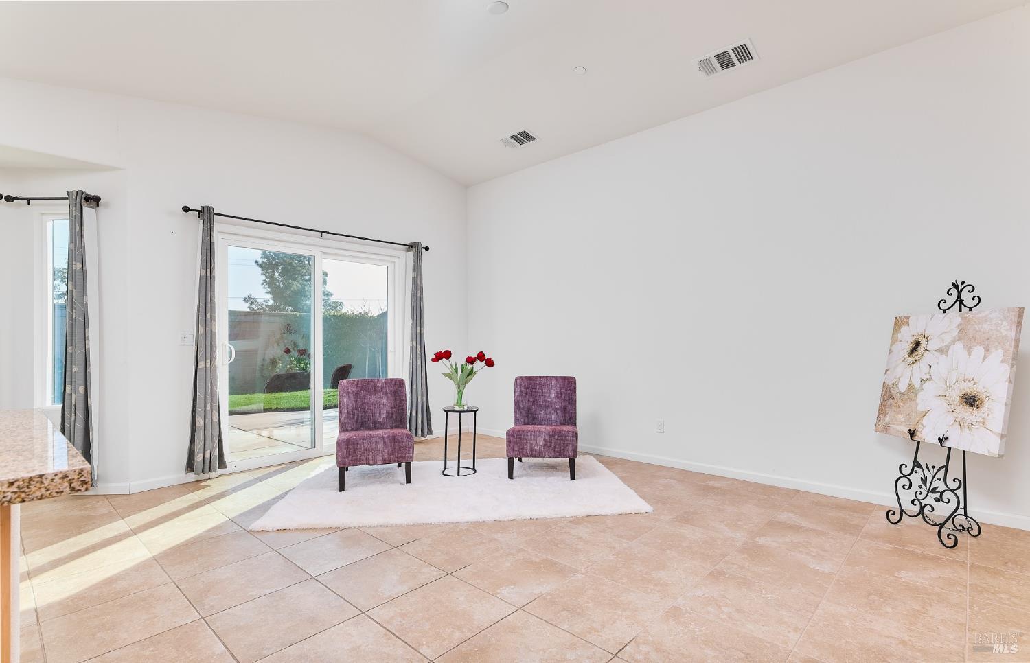 Detail Gallery Image 4 of 21 For 504 Silver Ridge Dr, Rio Vista,  CA 94571 - 2 Beds | 2 Baths