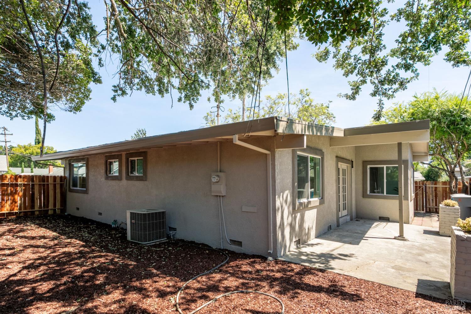 Detail Gallery Image 28 of 29 For 142 Anita Ct, Vacaville,  CA 95688 - 3 Beds | 2 Baths