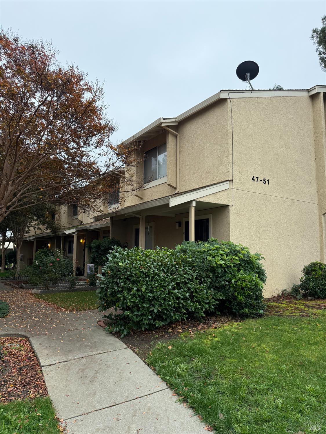 Detail Gallery Image 5 of 19 For 1941 Grande Cir #48,  Fairfield,  CA 94533 - 2 Beds | 1/1 Baths