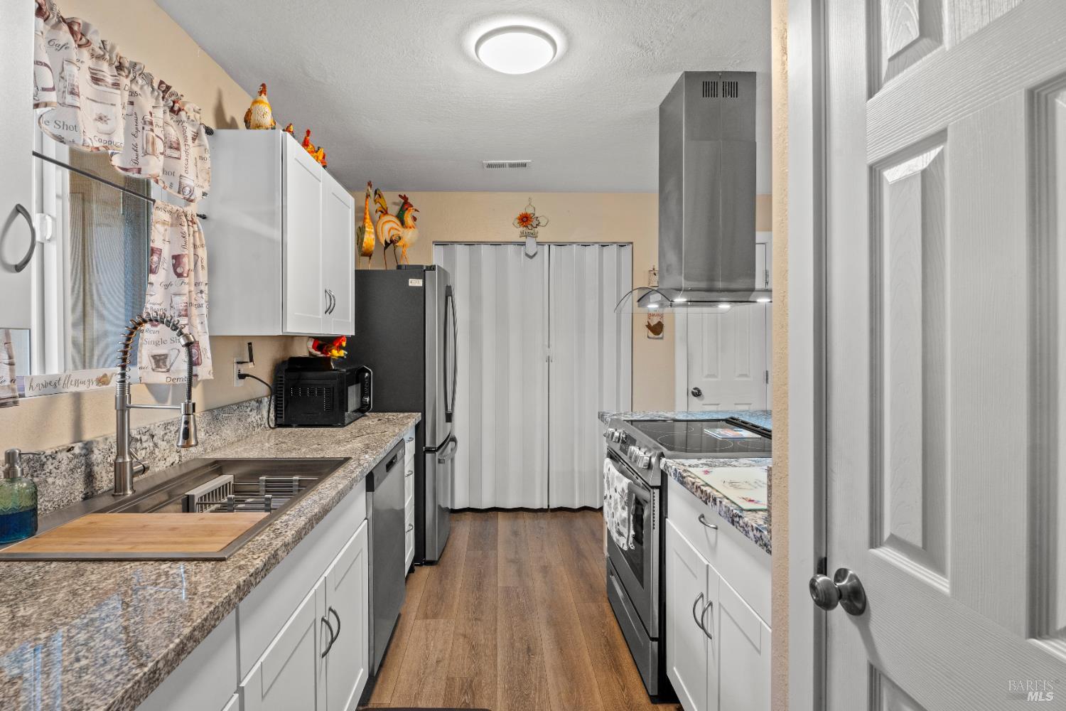 Detail Gallery Image 7 of 16 For 26861 Oriole Dr, Willits,  CA 95490 - 3 Beds | 2 Baths