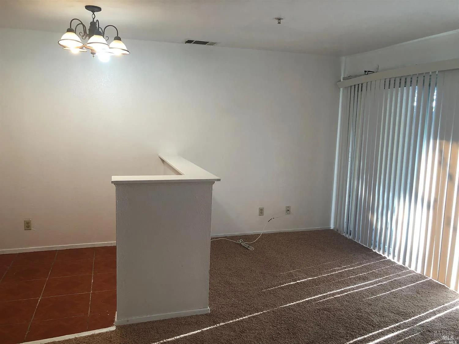 Detail Gallery Image 13 of 19 For 1941 Grande Cir #48,  Fairfield,  CA 94533 - 2 Beds | 1/1 Baths