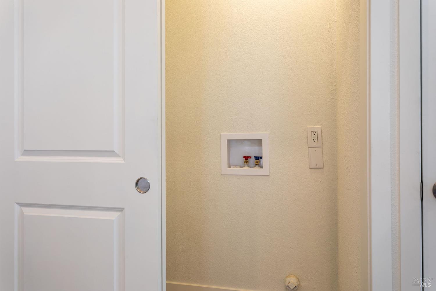 Detail Gallery Image 23 of 29 For 142 Anita Ct, Vacaville,  CA 95688 - 3 Beds | 2 Baths