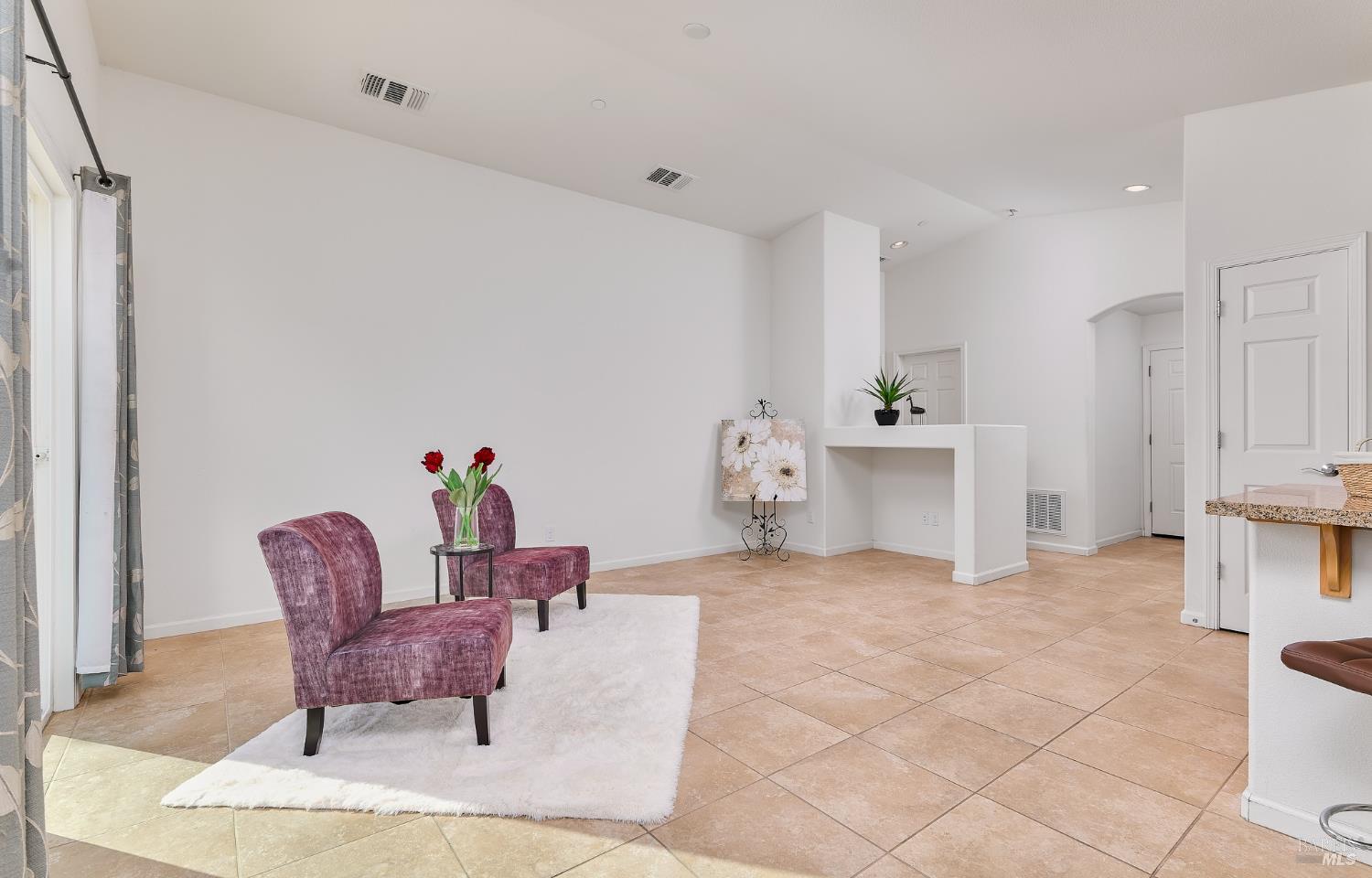 Detail Gallery Image 3 of 21 For 504 Silver Ridge Dr, Rio Vista,  CA 94571 - 2 Beds | 2 Baths