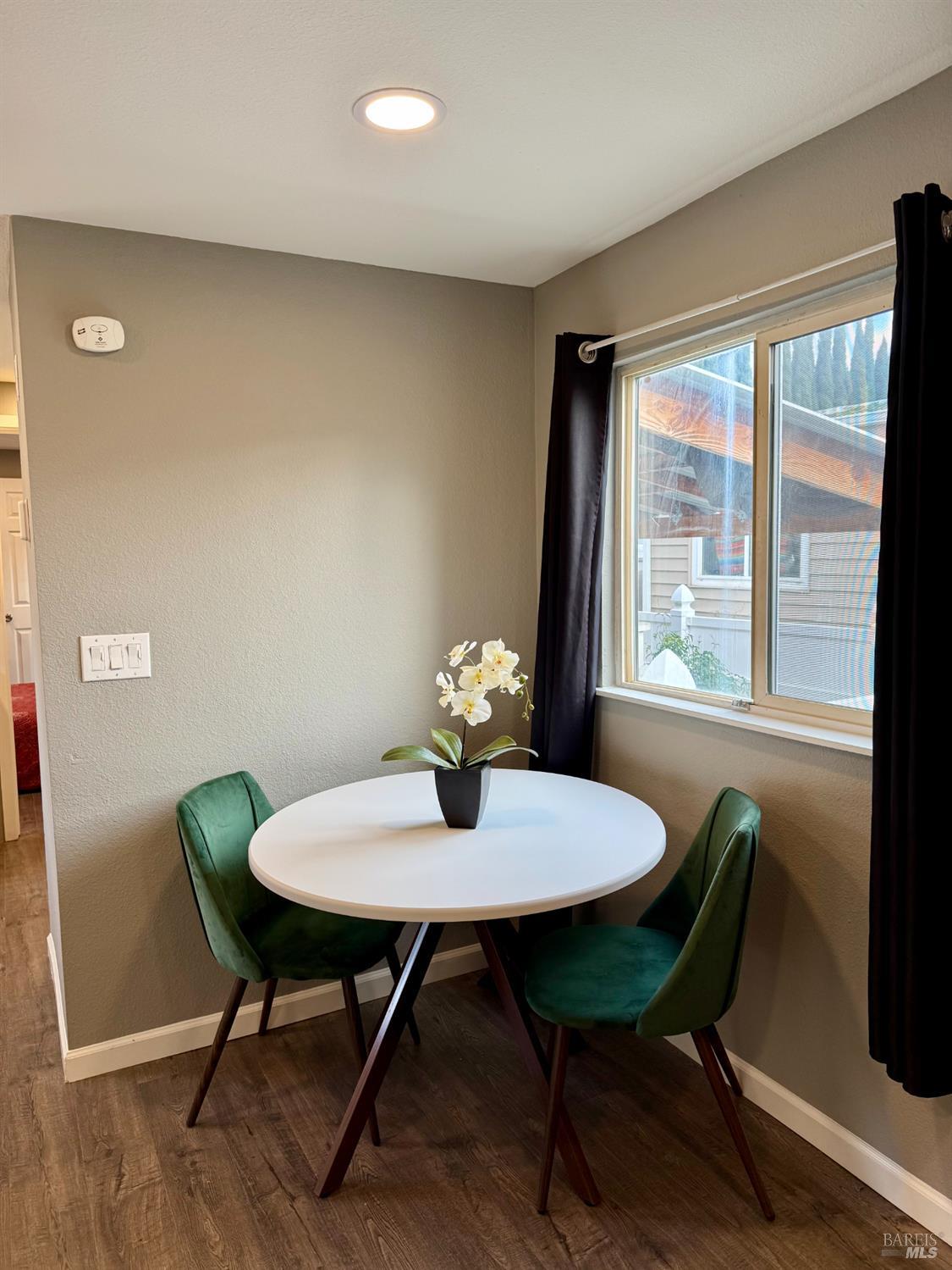 Detail Gallery Image 7 of 38 For 133 Calle Chapultepec Unkn, Vacaville,  CA 95687 - 2 Beds | 2 Baths