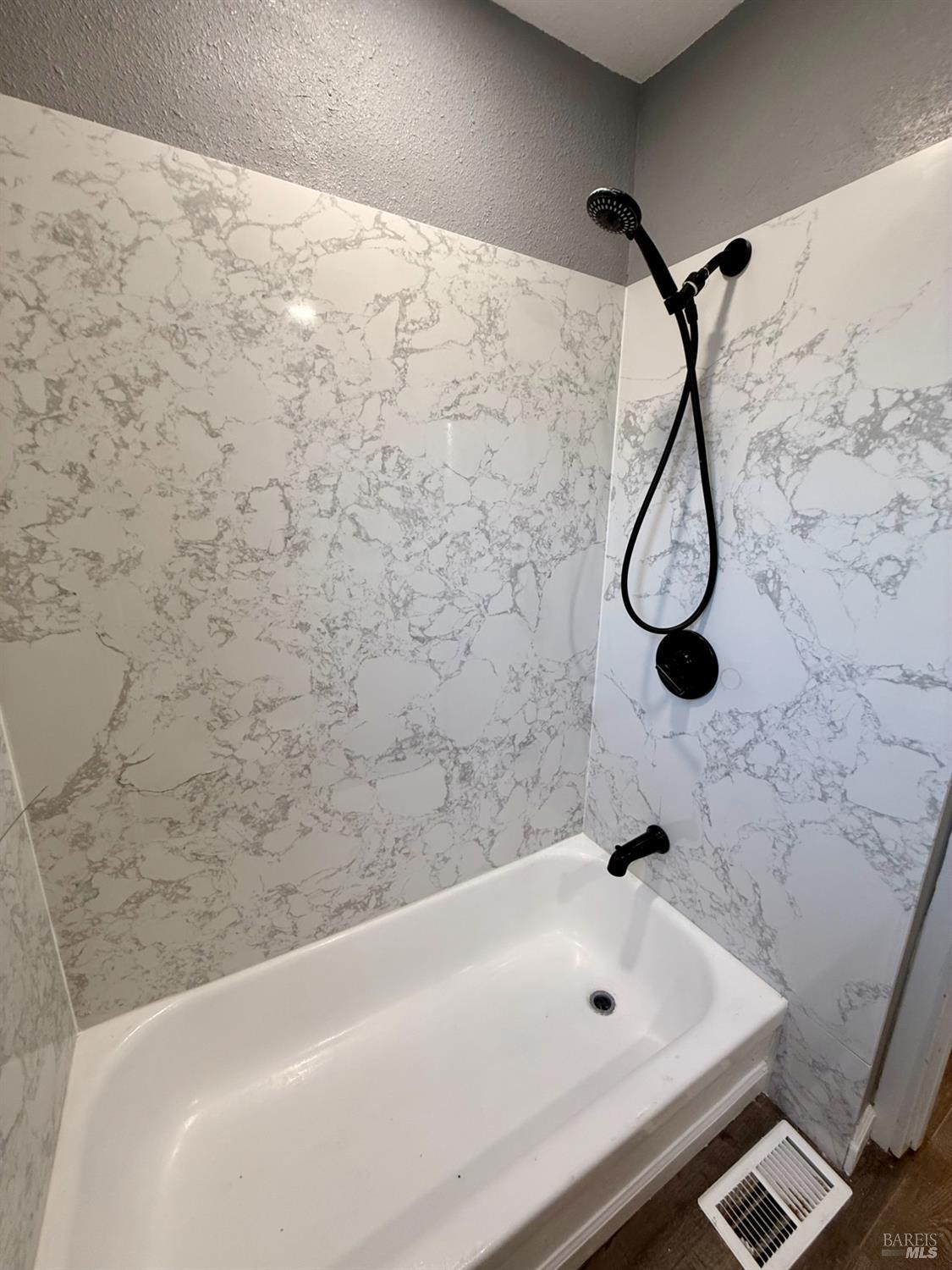 Detail Gallery Image 24 of 38 For 133 Calle Chapultepec Unkn, Vacaville,  CA 95687 - 2 Beds | 2 Baths