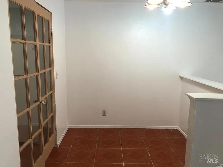 Detail Gallery Image 11 of 19 For 1941 Grande Cir #48,  Fairfield,  CA 94533 - 2 Beds | 1/1 Baths