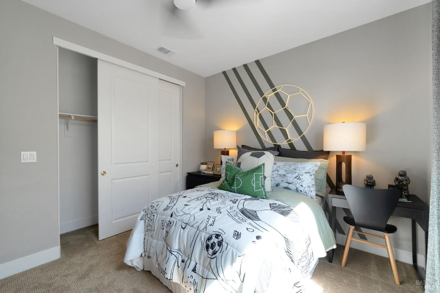 Detail Gallery Image 29 of 39 For 521 Eagle Cir, Oakley,  CA 94561 - 4 Beds | 3 Baths