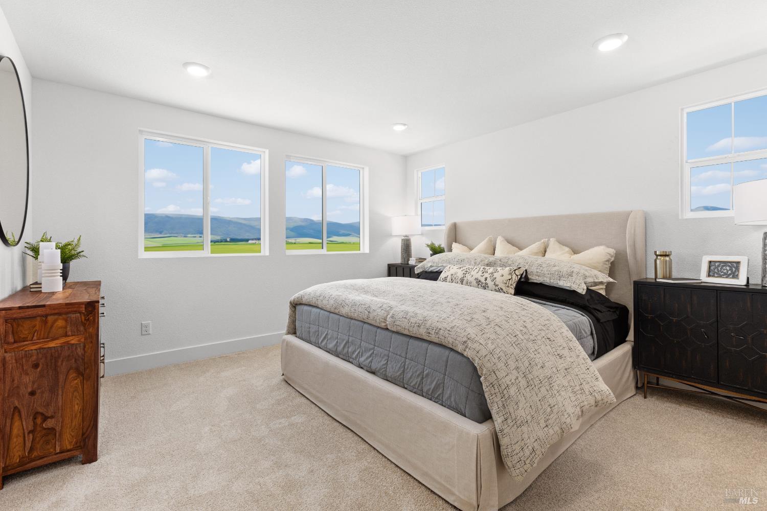 Detail Gallery Image 5 of 10 For 21 Capri Ct, American Canyon,  CA 94503 - 4 Beds | 3 Baths