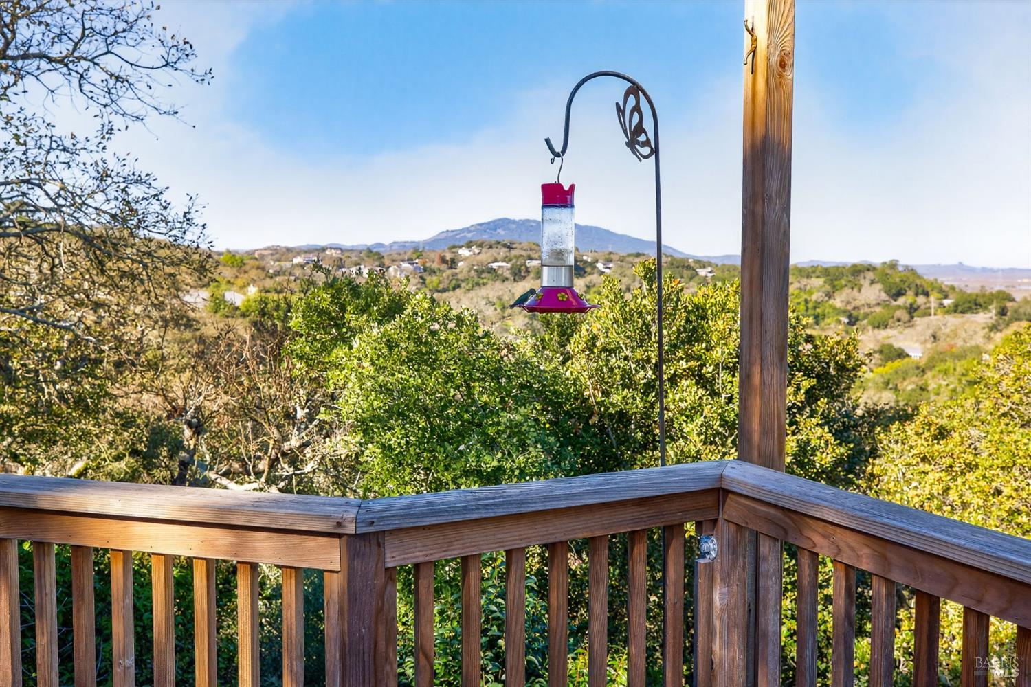 Detail Gallery Image 43 of 56 For 30 Manzanita Ave, Novato,  CA 94945 - 3 Beds | 2 Baths