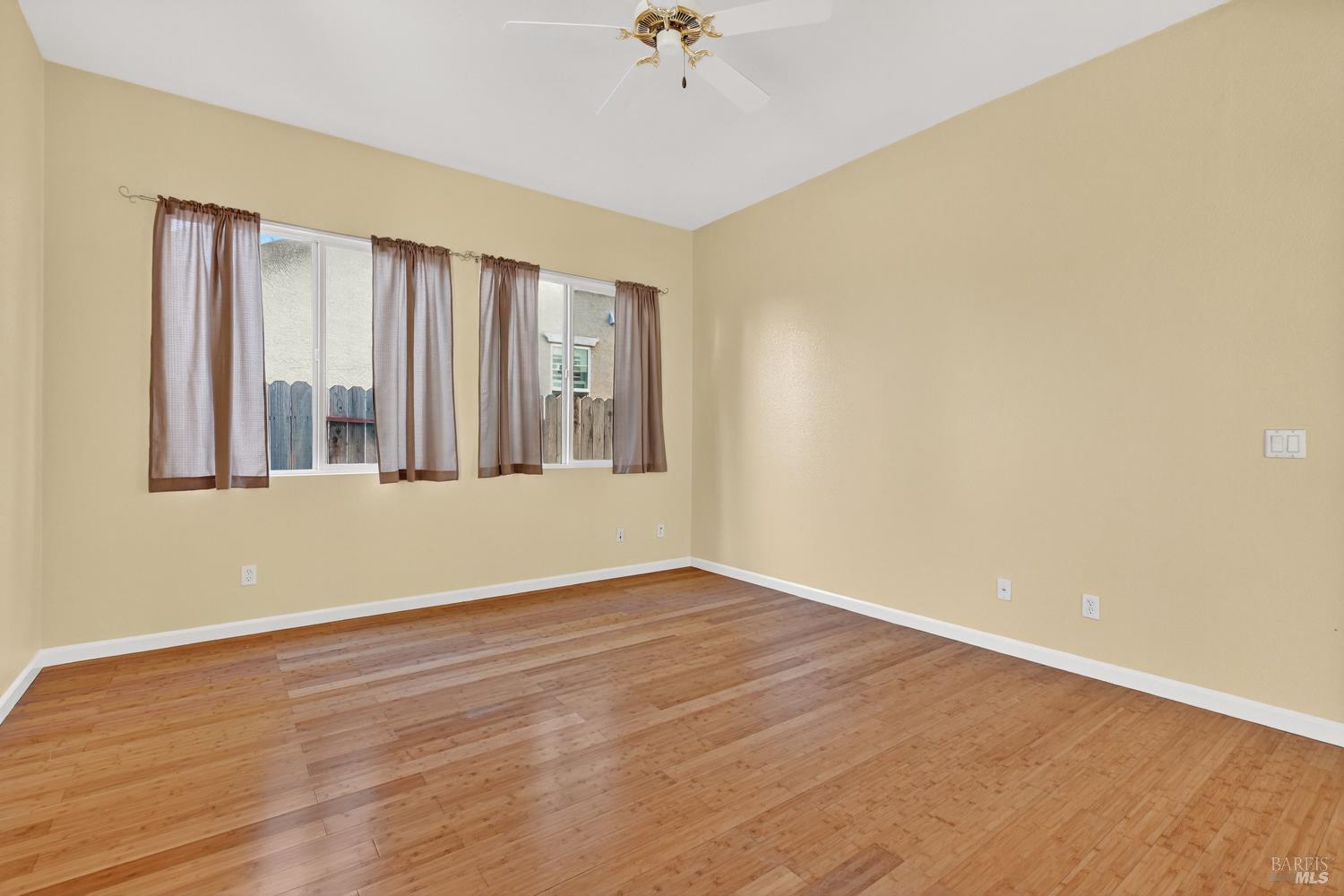 Detail Gallery Image 14 of 31 For 1771 Beale Cir, Suisun City,  CA 94585 - 3 Beds | 2 Baths