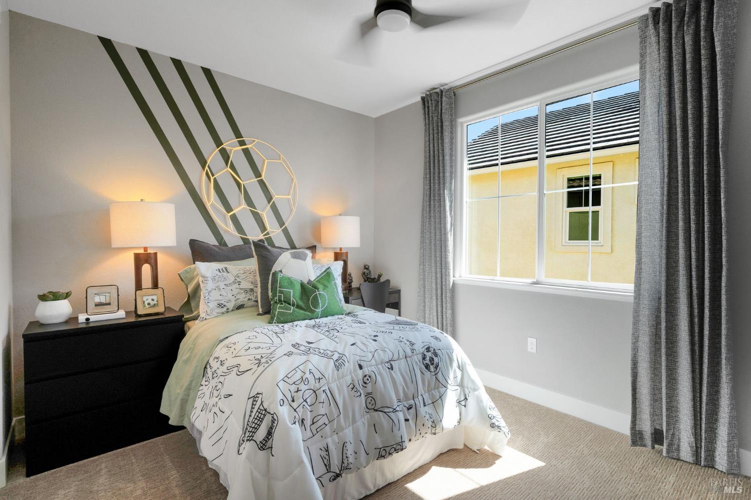 Detail Gallery Image 28 of 39 For 521 Eagle Cir, Oakley,  CA 94561 - 4 Beds | 3 Baths