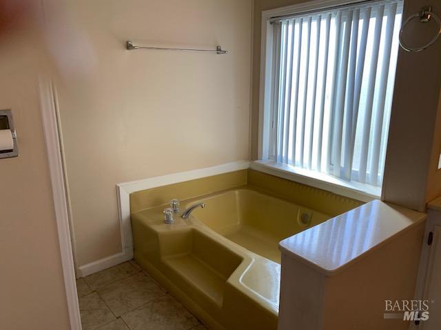 Detail Gallery Image 17 of 17 For 175 Westgate Cir, Santa Rosa,  CA 95401 - 2 Beds | 2 Baths