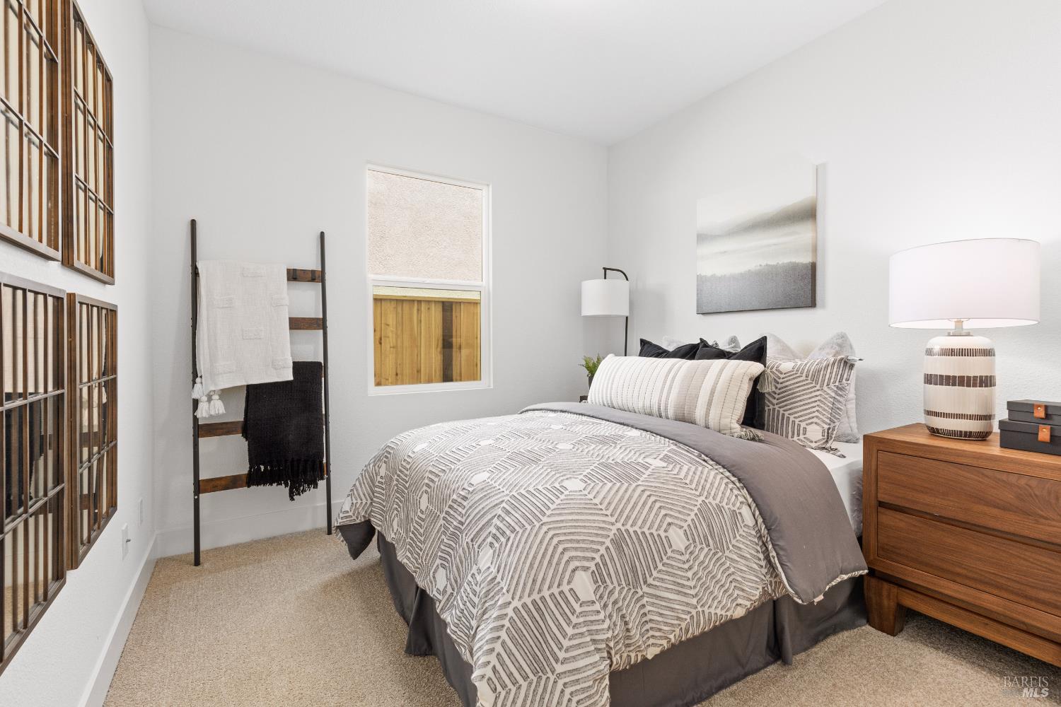 Detail Gallery Image 3 of 10 For 21 Capri Ct, American Canyon,  CA 94503 - 4 Beds | 3 Baths