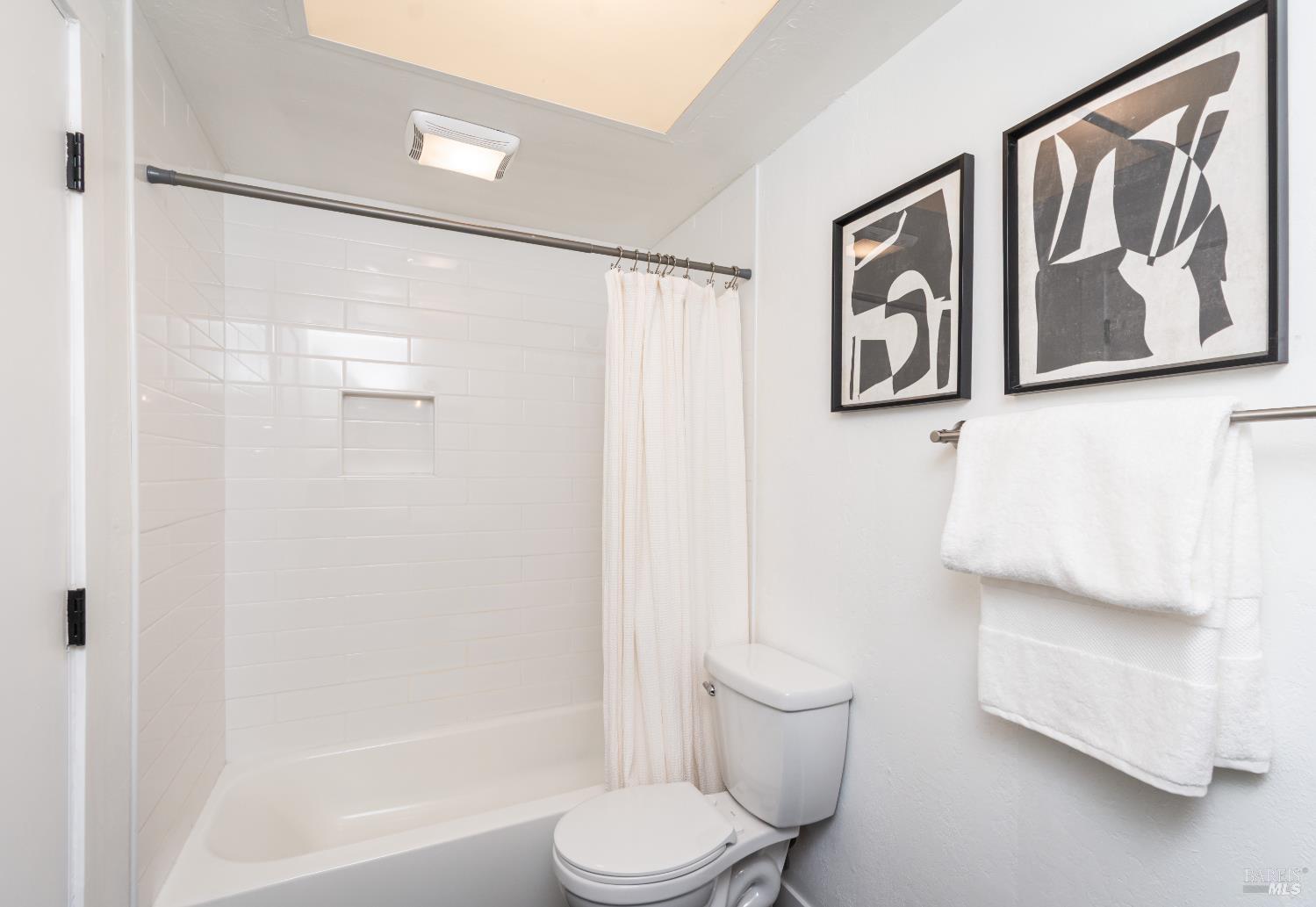 Detail Gallery Image 32 of 48 For 1842 Trower Ave, Napa,  CA 94558 - 3 Beds | 2 Baths