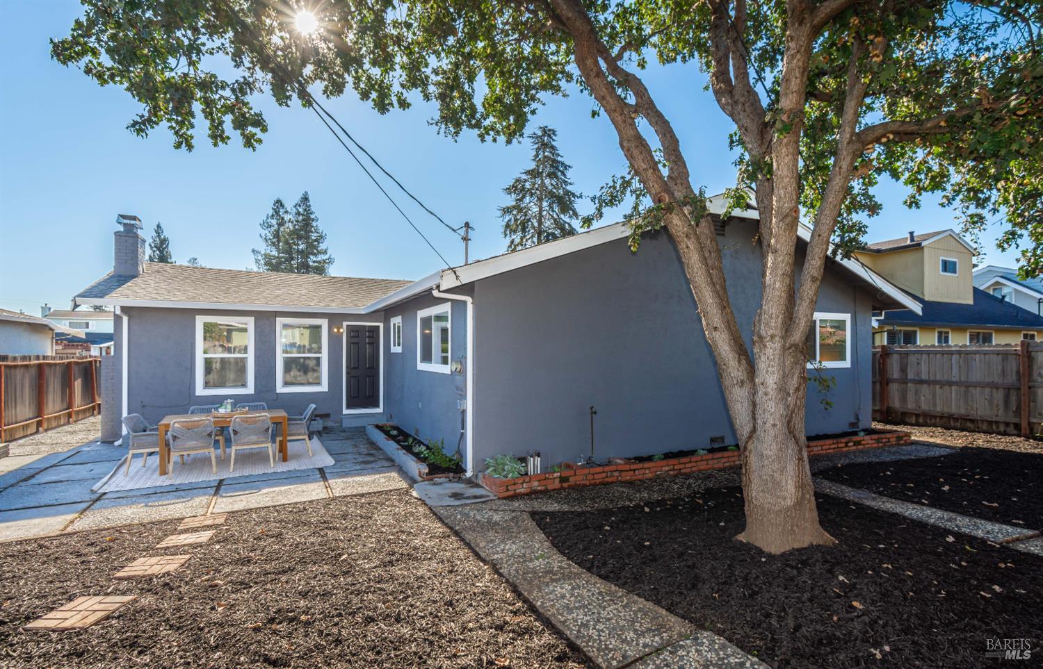 Detail Gallery Image 40 of 48 For 1842 Trower Ave, Napa,  CA 94558 - 3 Beds | 2 Baths