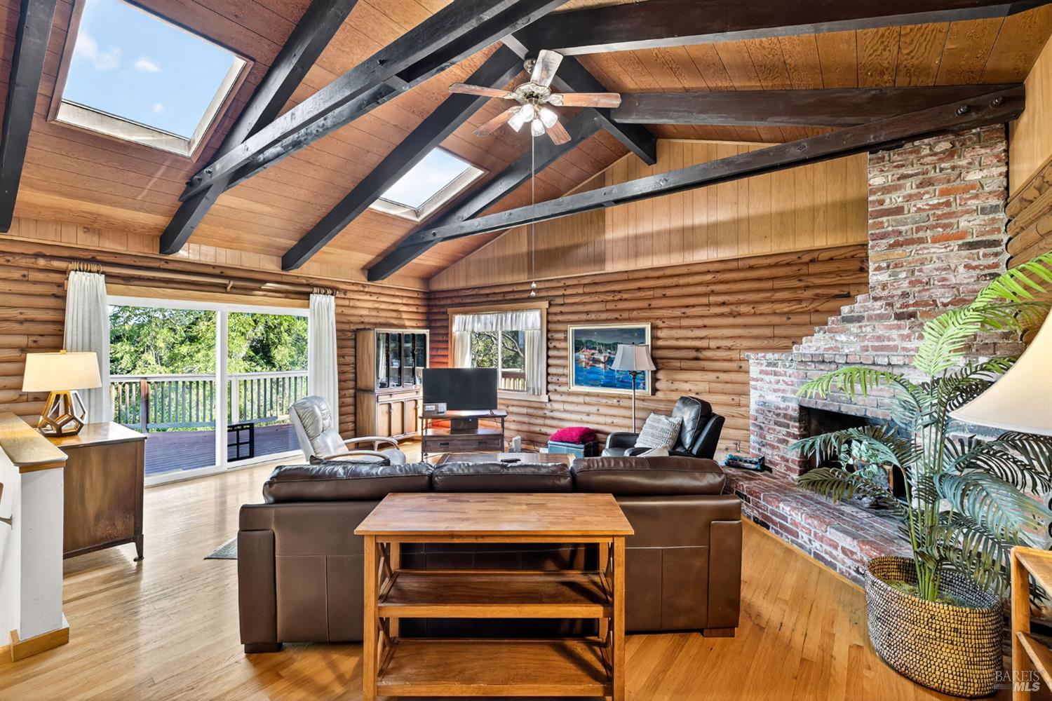 Detail Gallery Image 11 of 56 For 30 Manzanita Ave, Novato,  CA 94945 - 3 Beds | 2 Baths