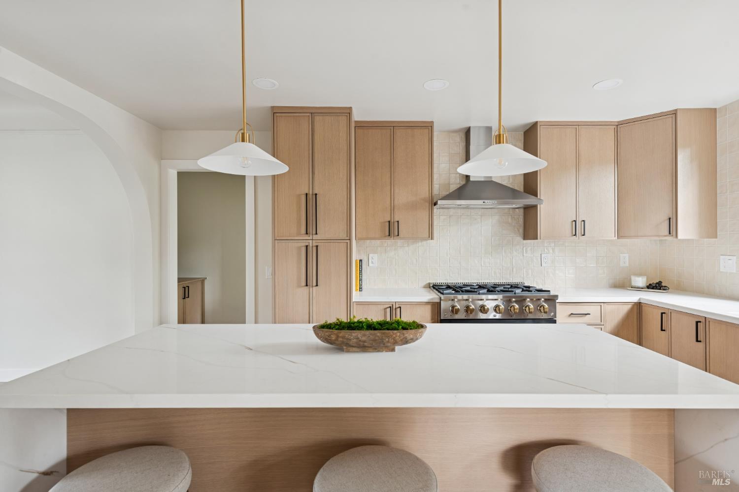 Detail Gallery Image 8 of 22 For 735 Hunt Ave, Saint Helena,  CA 94574 - 3 Beds | 2 Baths