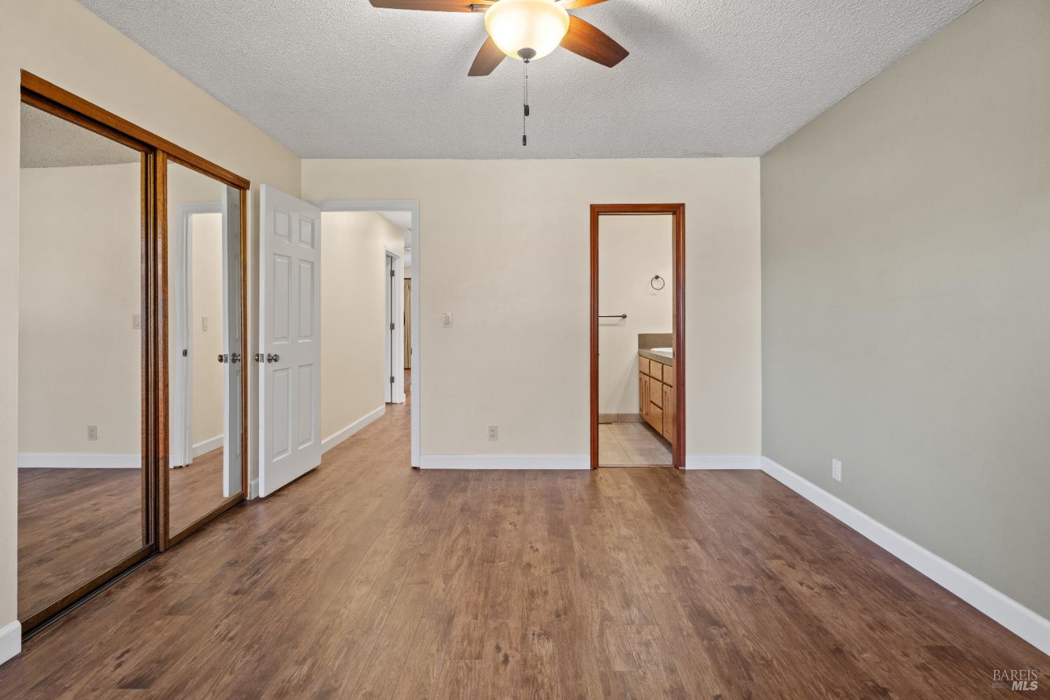 Detail Gallery Image 13 of 22 For 534 Nokomis Dr, Ukiah,  CA 95482 - 3 Beds | 2 Baths