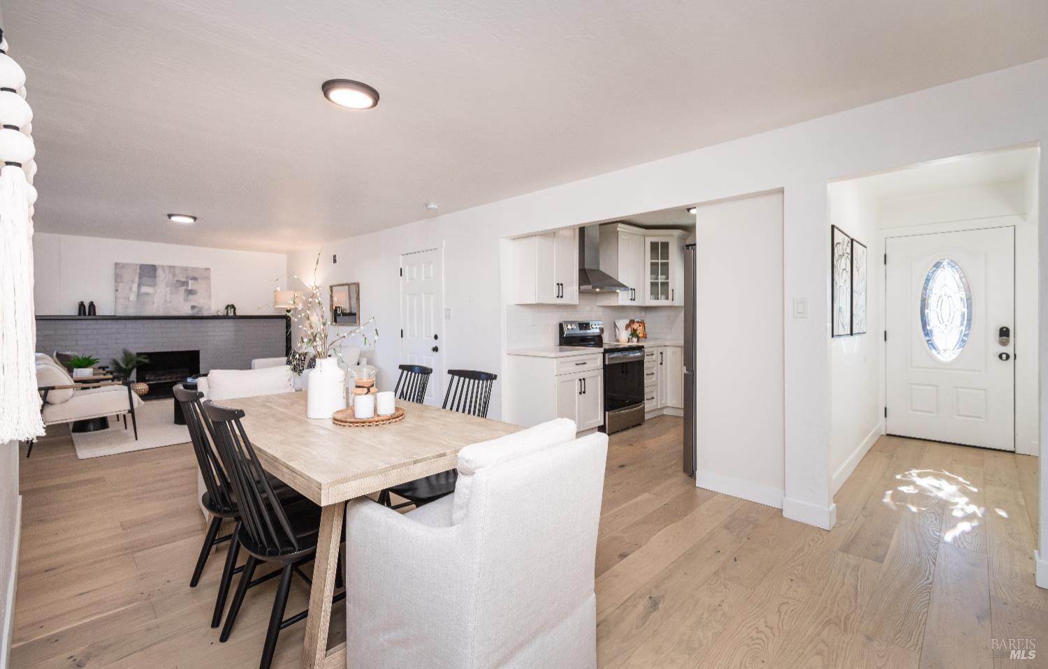 Detail Gallery Image 11 of 48 For 1842 Trower Ave, Napa,  CA 94558 - 3 Beds | 2 Baths