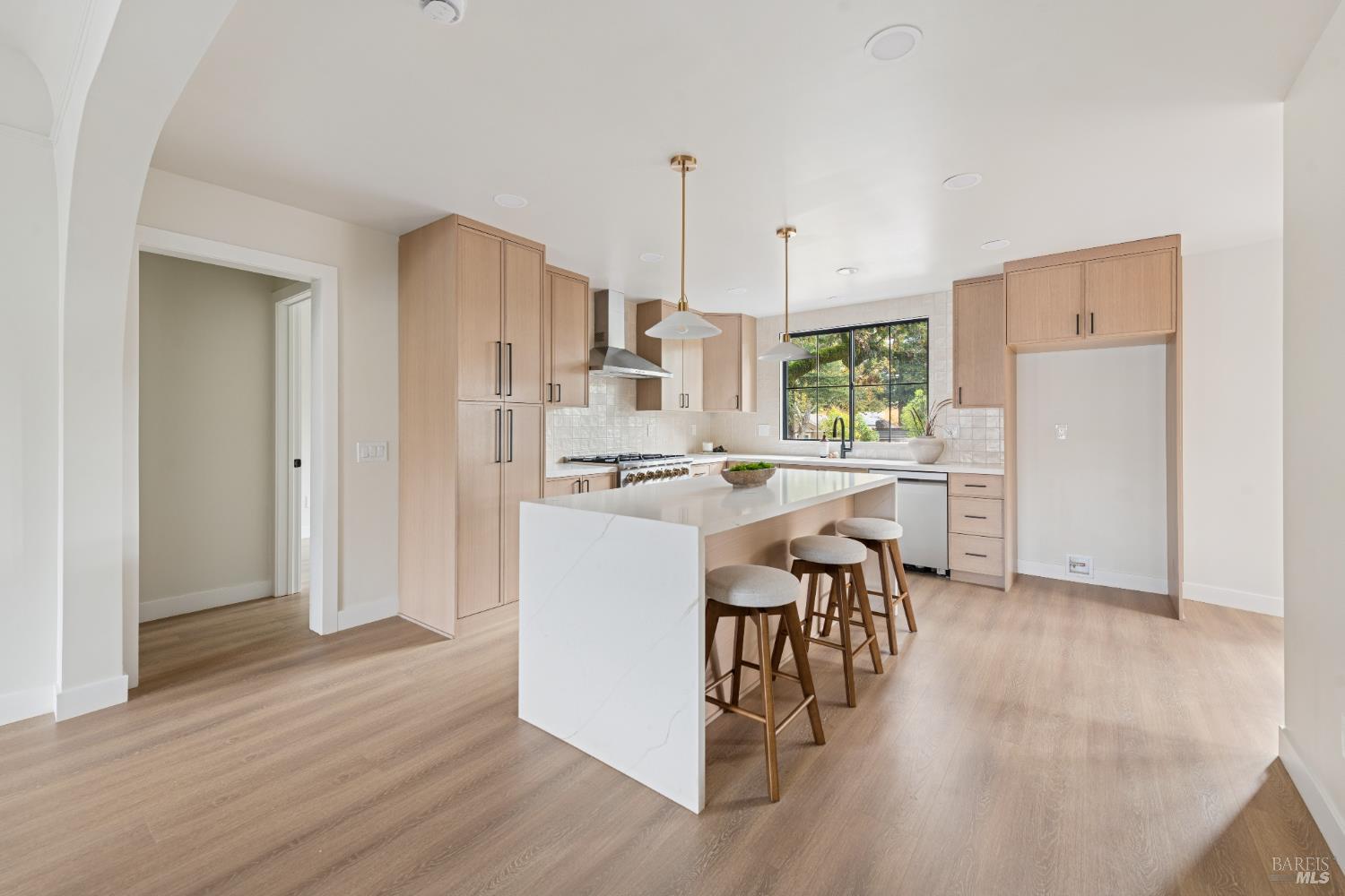 Detail Gallery Image 6 of 22 For 735 Hunt Ave, Saint Helena,  CA 94574 - 3 Beds | 2 Baths