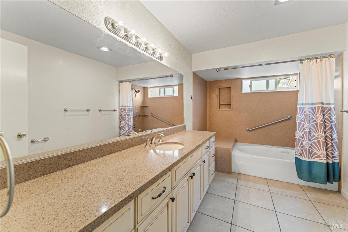 Detail Gallery Image 22 of 36 For 2121 Vale Rd #31,  San Pablo,  CA 94806 - 3 Beds | 3 Baths