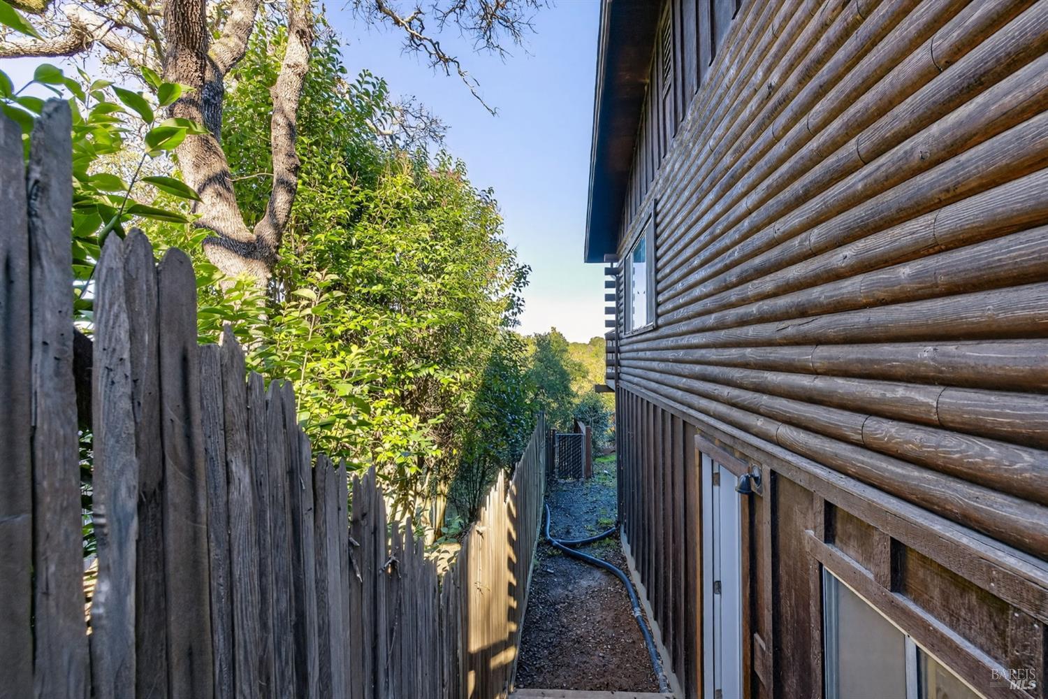 Detail Gallery Image 35 of 56 For 30 Manzanita Ave, Novato,  CA 94945 - 3 Beds | 2 Baths