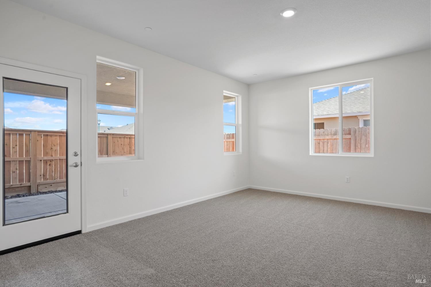 Detail Gallery Image 15 of 25 For 2230 Front Porch Ln, Rio Vista,  CA 94571 - 3 Beds | 2 Baths