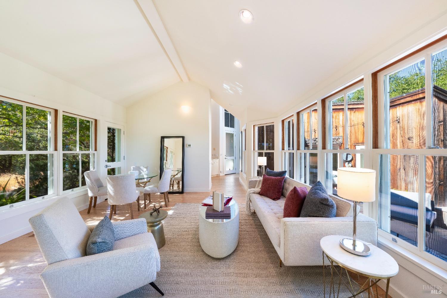 Detail Gallery Image 46 of 62 For 775 White Oak Dr, Santa Rosa,  CA 95409 - 5 Beds | 5/3 Baths