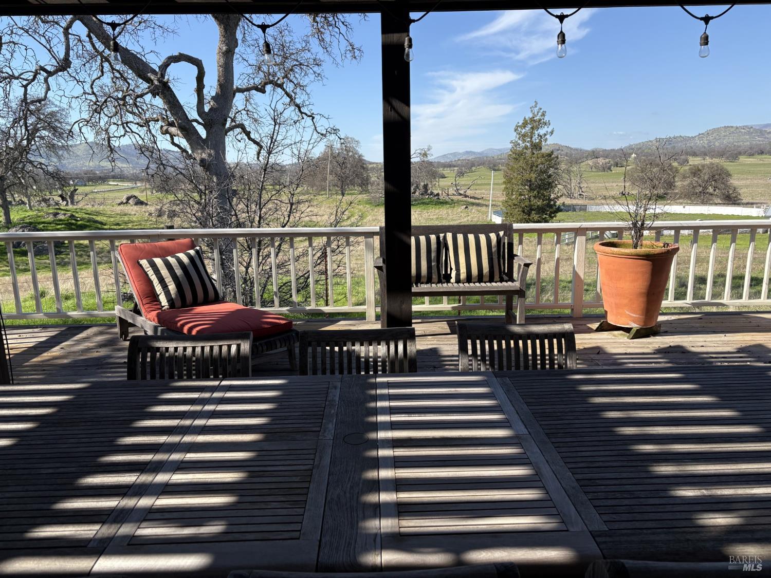 Detail Gallery Image 12 of 20 For 2617 S Old Highway Rd, Catheys Valley,  CA 95306 - 3 Beds | 2/1 Baths