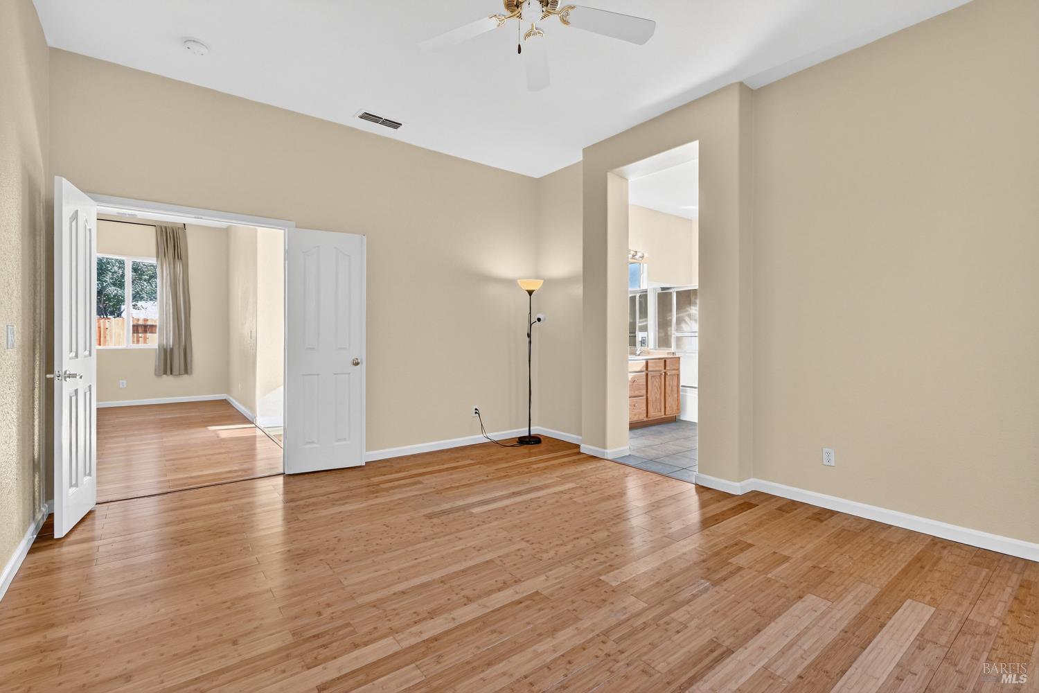 Detail Gallery Image 12 of 31 For 1771 Beale Cir, Suisun City,  CA 94585 - 3 Beds | 2 Baths