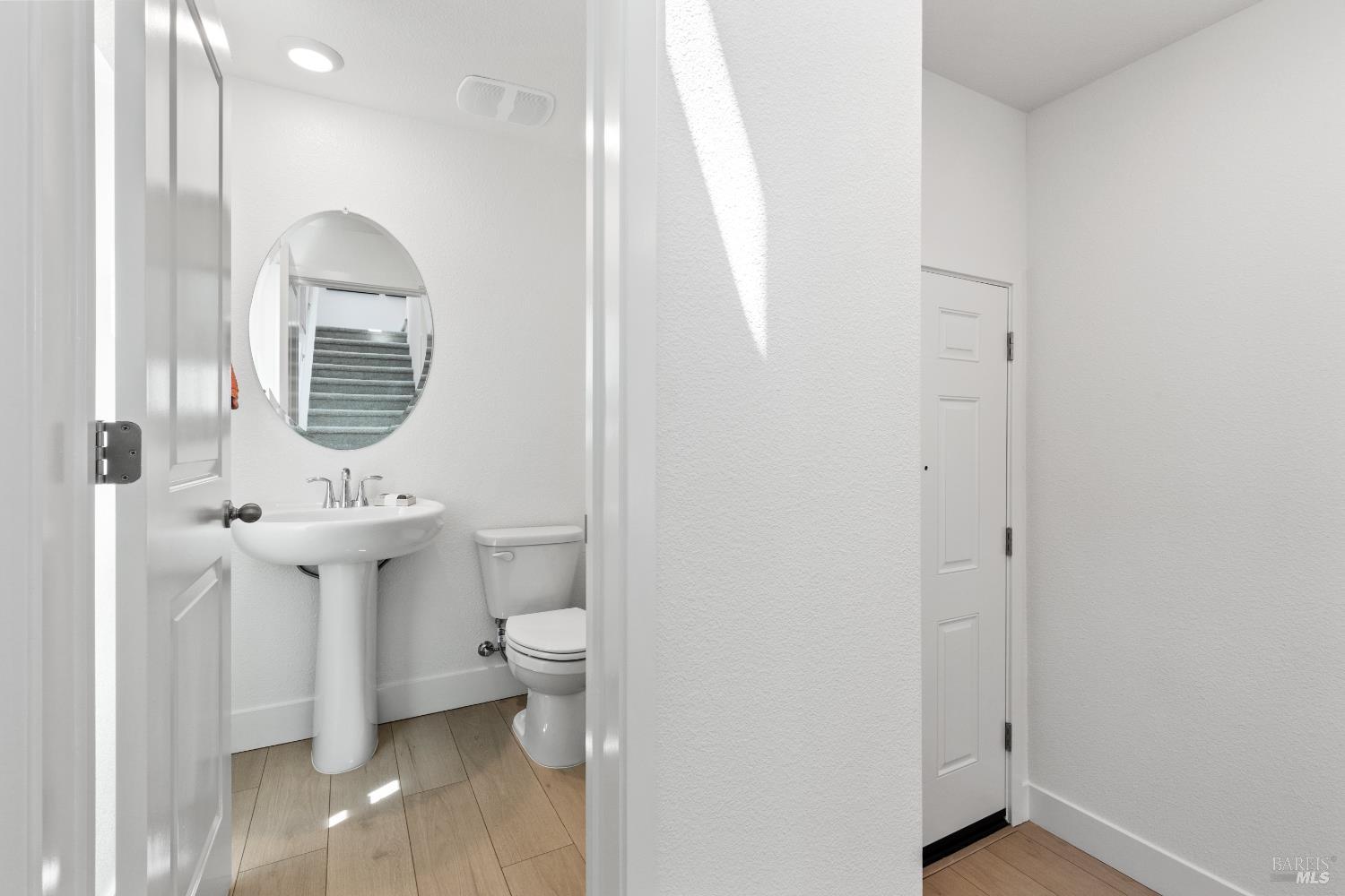 Detail Gallery Image 7 of 15 For 161 Ericson St, American Canyon,  CA 94503 - 4 Beds | 2/1 Baths