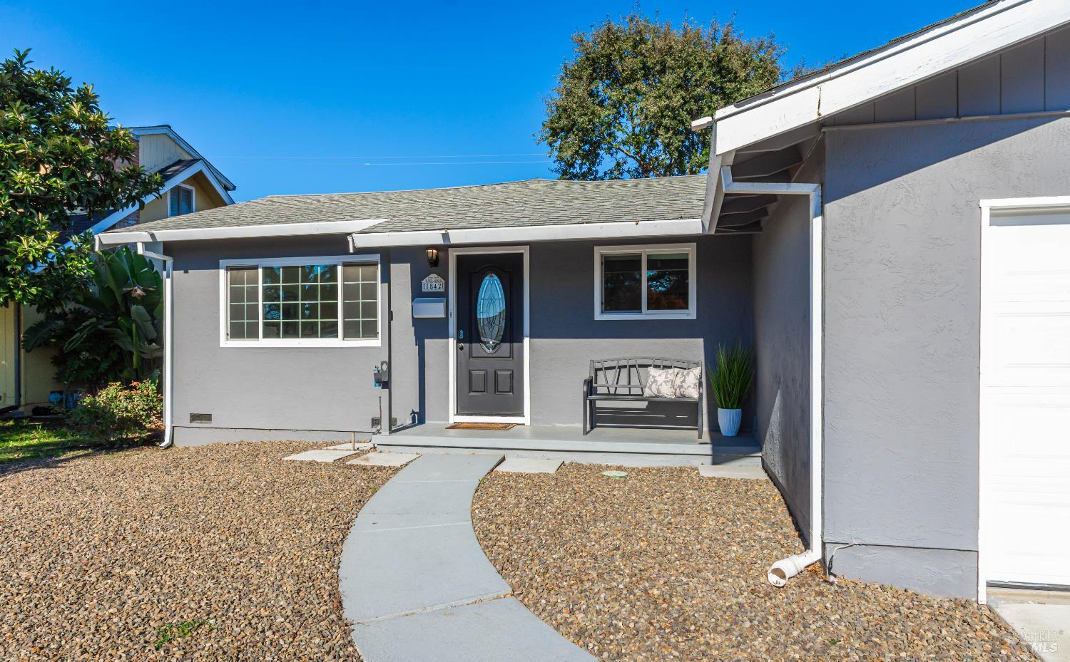 Detail Gallery Image 3 of 48 For 1842 Trower Ave, Napa,  CA 94558 - 3 Beds | 2 Baths