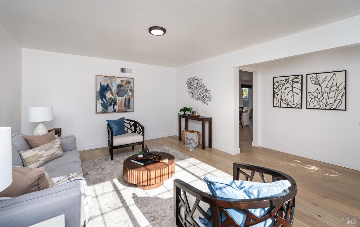 Detail Gallery Image 9 of 48 For 1842 Trower Ave, Napa,  CA 94558 - 3 Beds | 2 Baths