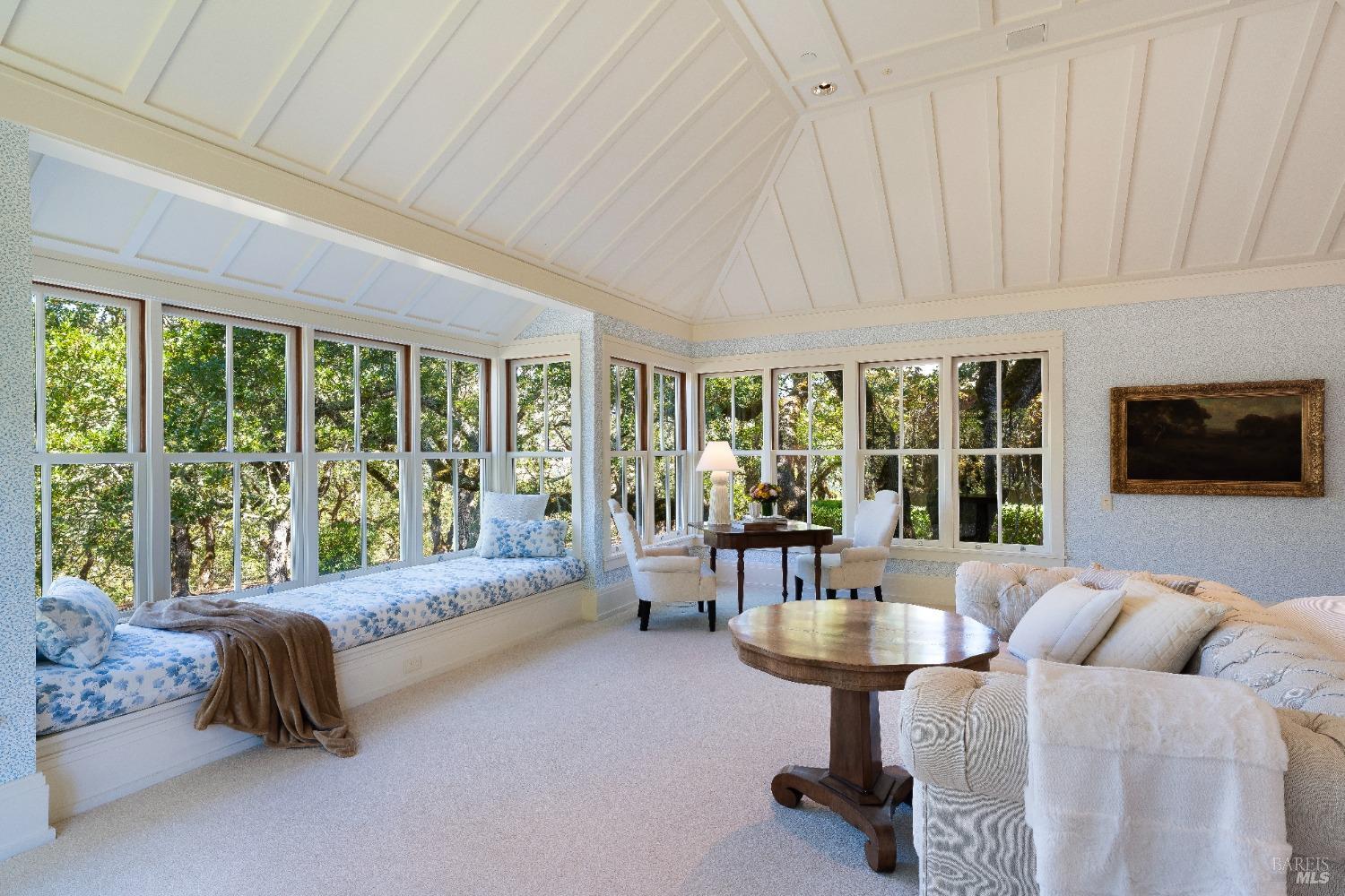 Detail Gallery Image 20 of 62 For 775 White Oak Dr, Santa Rosa,  CA 95409 - 5 Beds | 5/3 Baths