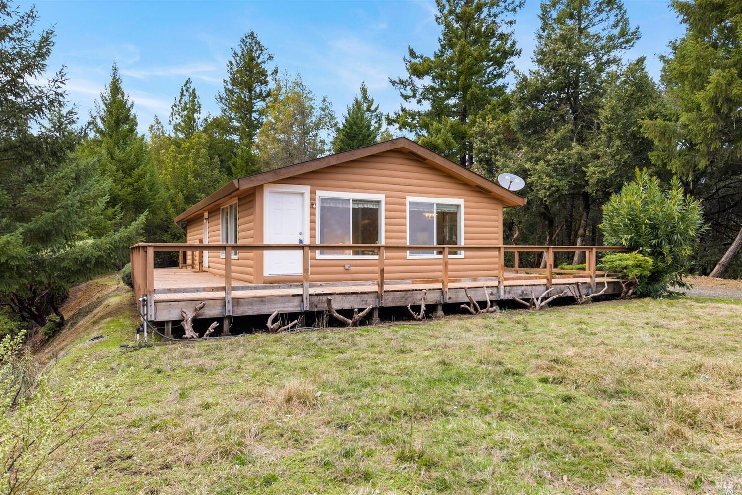 Detail Gallery Image 29 of 30 For 1500 Deer Trail Dr, Laytonville,  CA 95454 - 2 Beds | 2 Baths