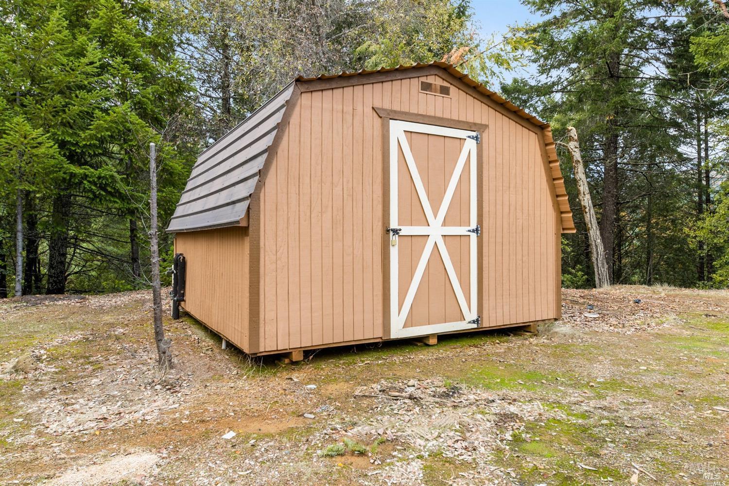 Detail Gallery Image 20 of 30 For 1500 Deer Trail Dr, Laytonville,  CA 95454 - 2 Beds | 2 Baths