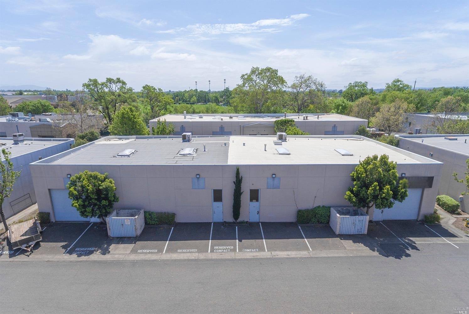 Detail Gallery Image 21 of 27 For 7975 Cameron Dr #700,  Windsor,  CA 95492 - – Beds | – Baths