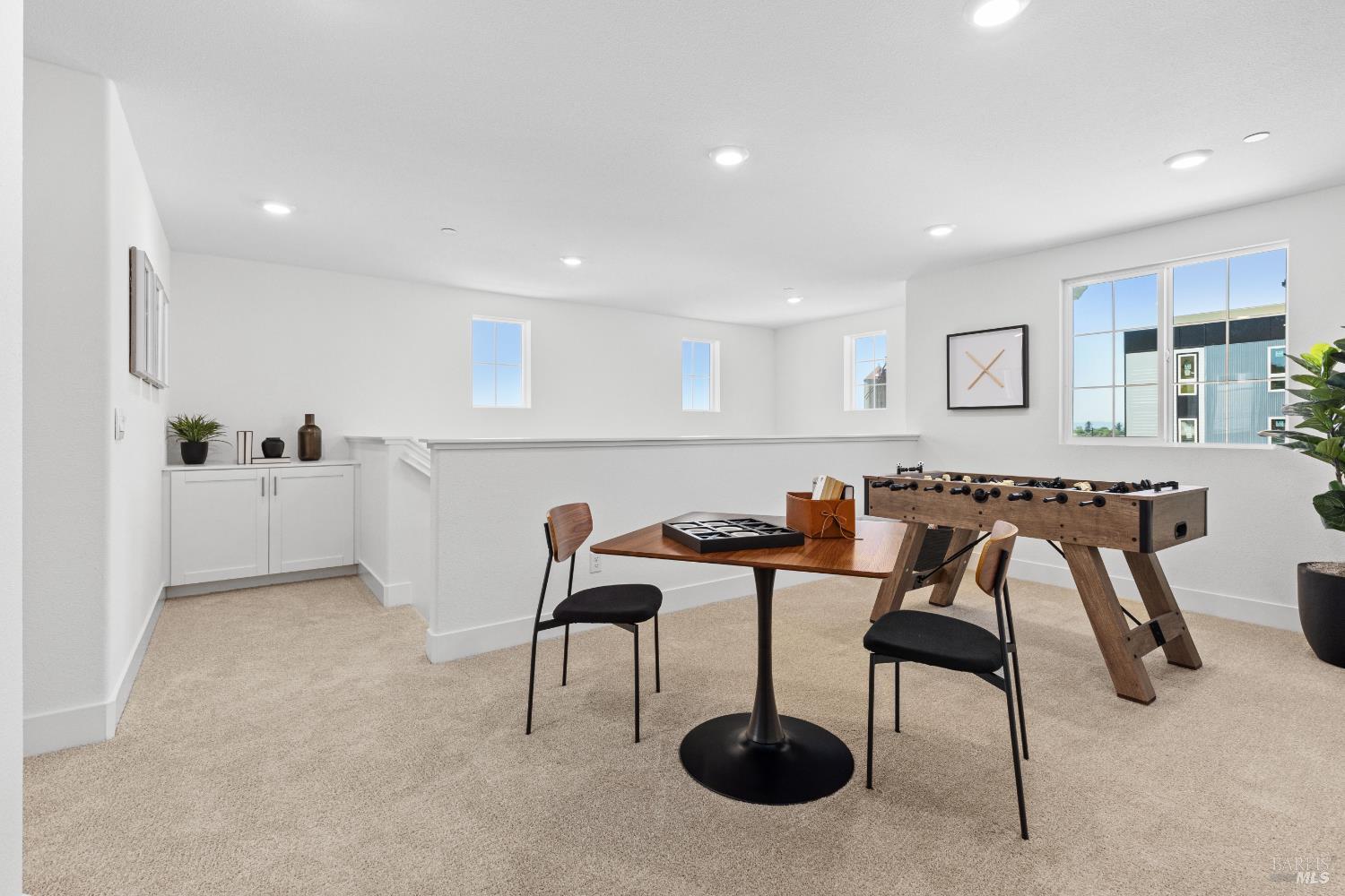 Detail Gallery Image 10 of 10 For 21 Capri Ct, American Canyon,  CA 94503 - 4 Beds | 3 Baths