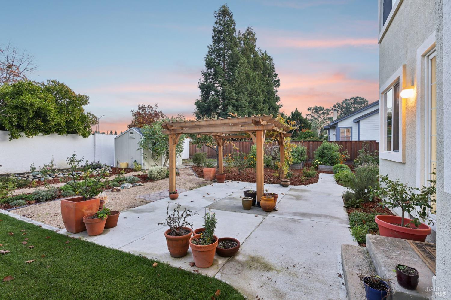 Detail Gallery Image 66 of 67 For 1767 Embassy Cir, Livermore,  CA 94550 - 4 Beds | 3 Baths