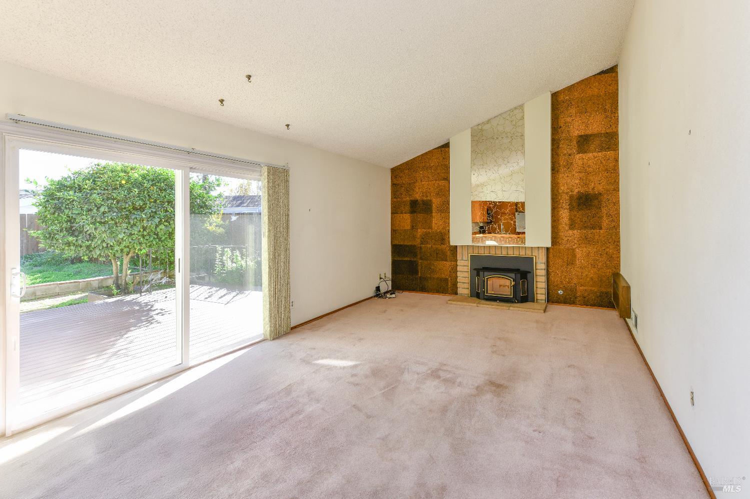 Detail Gallery Image 14 of 33 For 1803 Monarch Dr, Napa,  CA 94558 - 4 Beds | 2 Baths