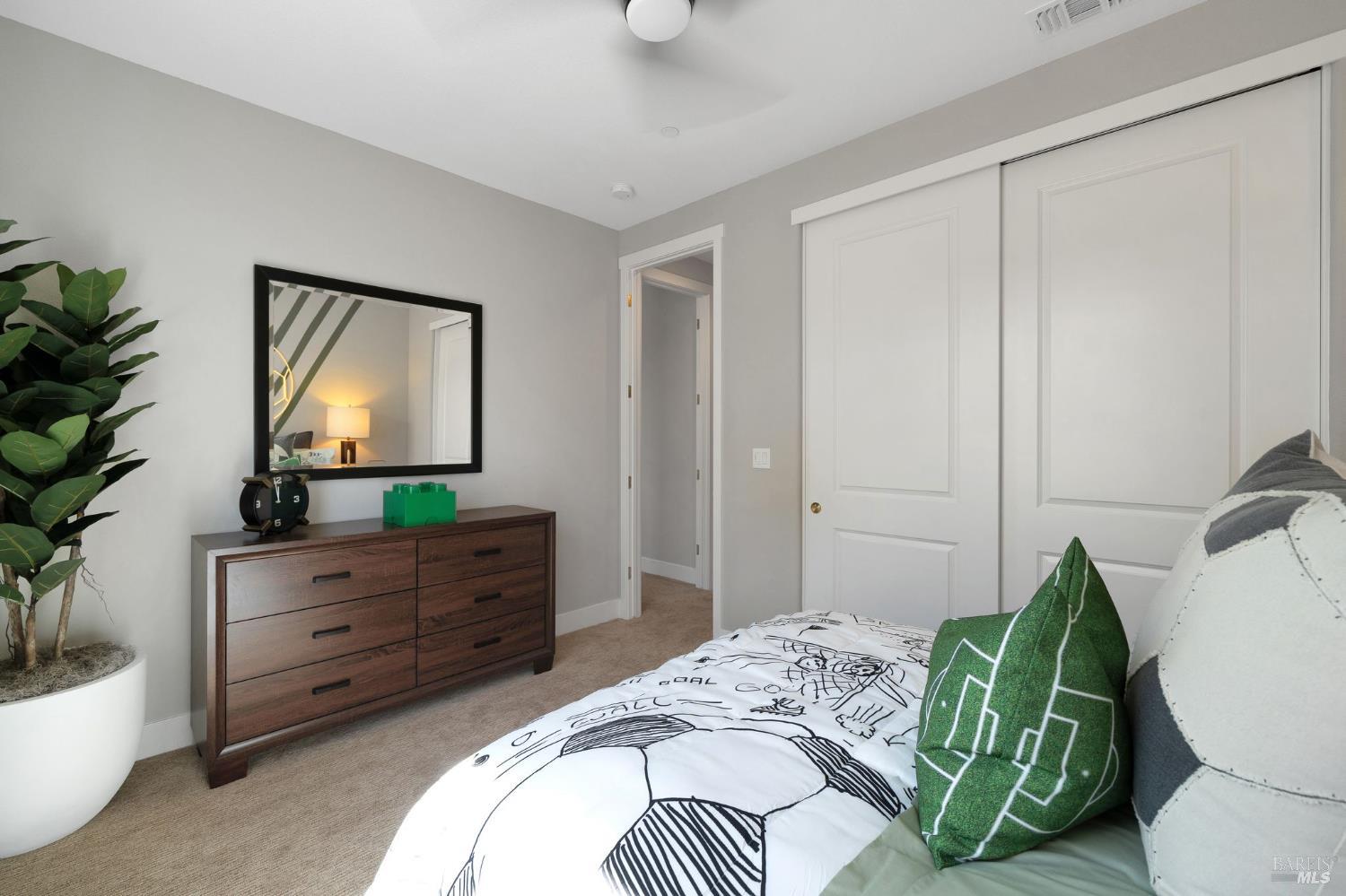 Detail Gallery Image 30 of 39 For 521 Eagle Cir, Oakley,  CA 94561 - 4 Beds | 3 Baths