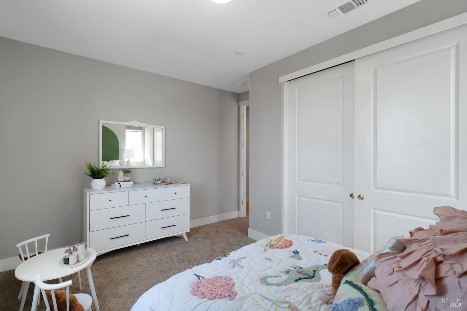 Detail Gallery Image 34 of 39 For 521 Eagle Cir, Oakley,  CA 94561 - 4 Beds | 3 Baths