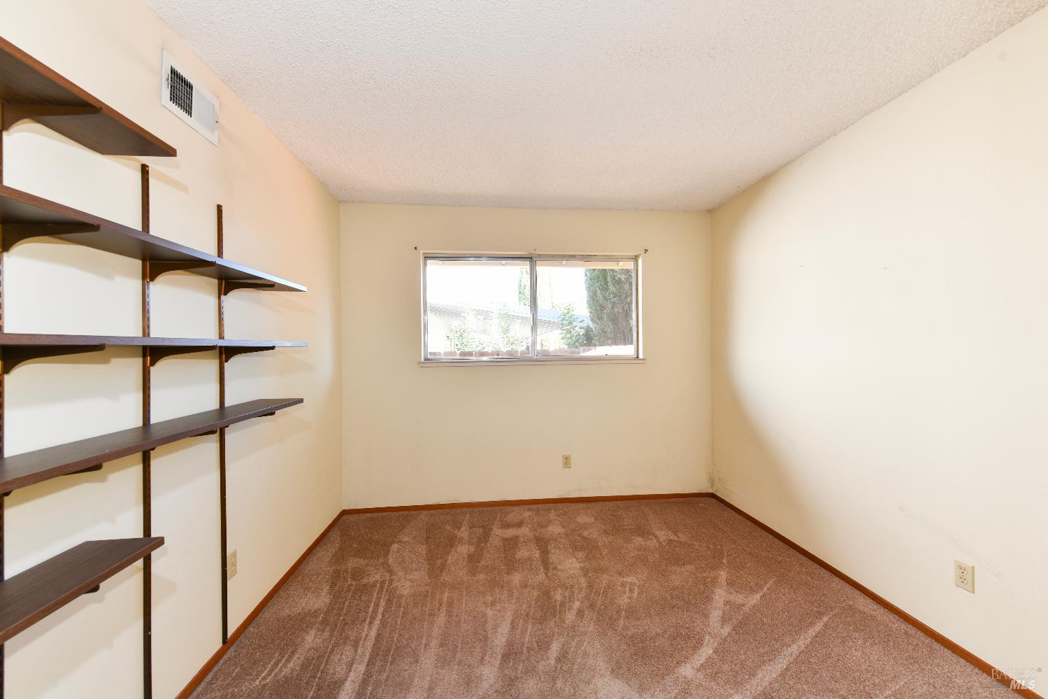 Detail Gallery Image 22 of 33 For 1803 Monarch Dr, Napa,  CA 94558 - 4 Beds | 2 Baths