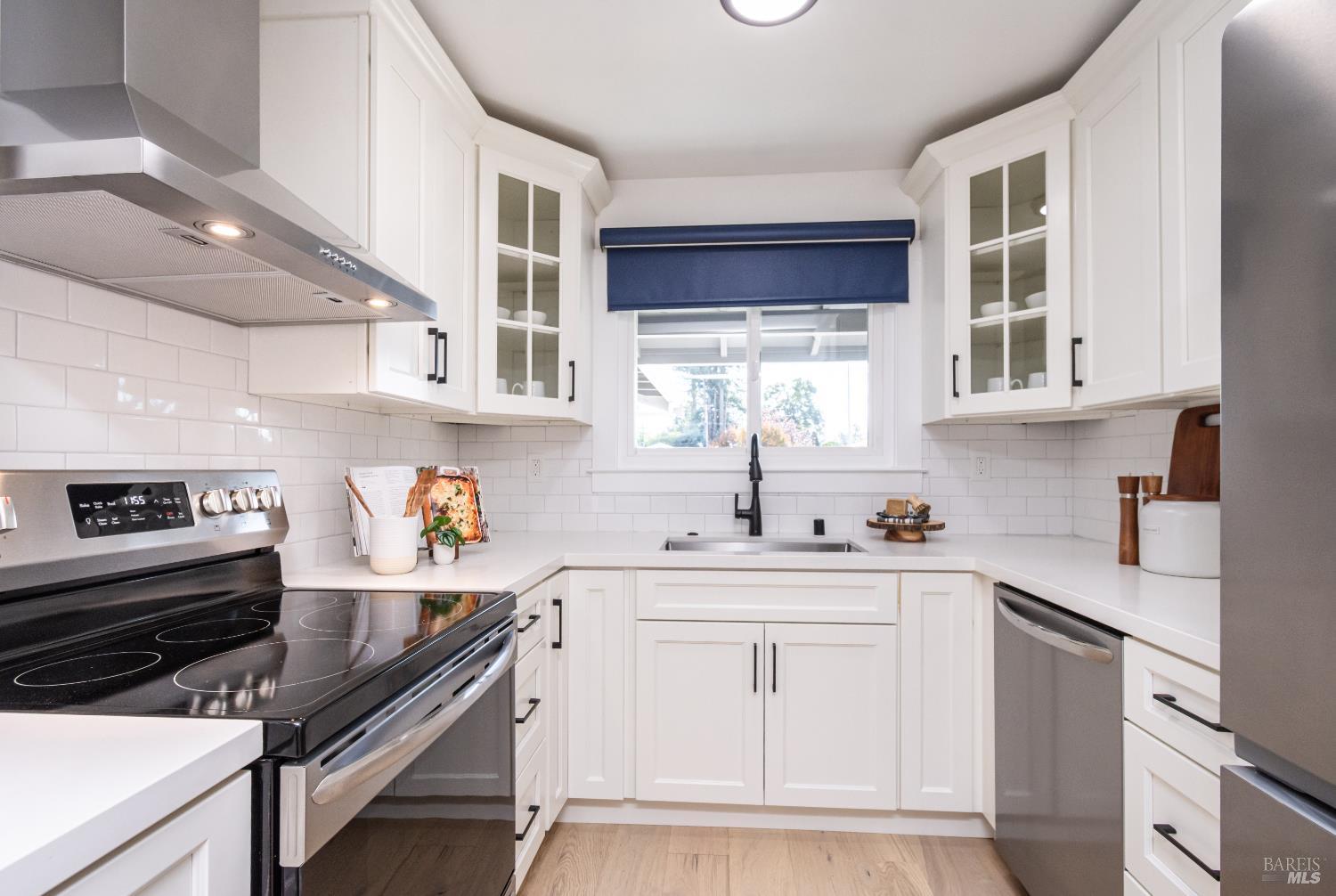 Detail Gallery Image 16 of 48 For 1842 Trower Ave, Napa,  CA 94558 - 3 Beds | 2 Baths