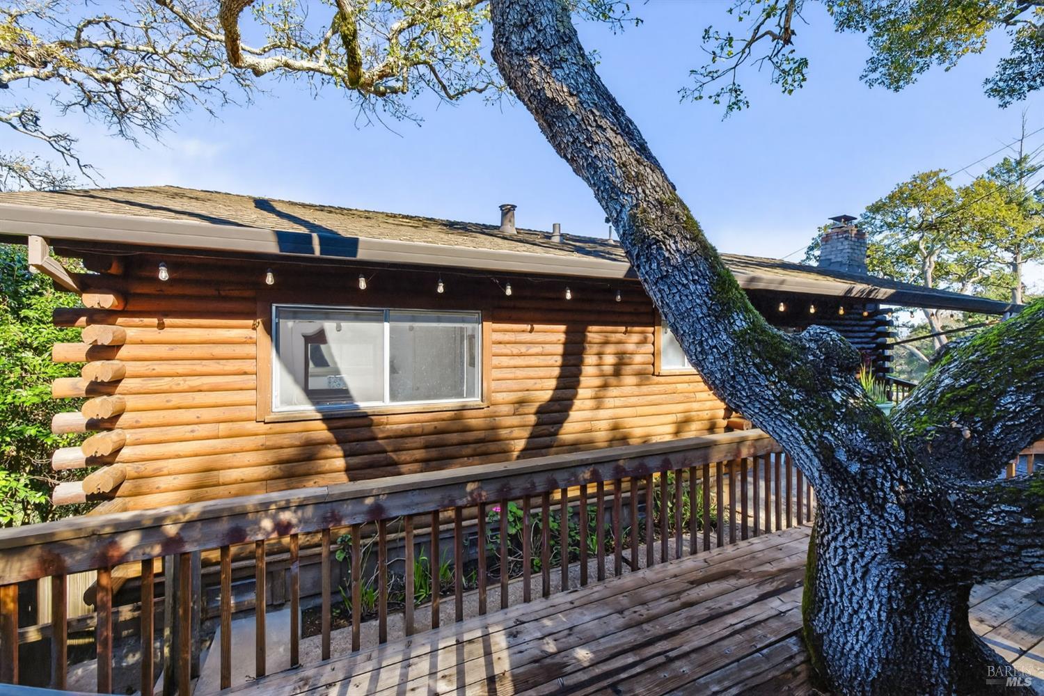 Detail Gallery Image 4 of 56 For 30 Manzanita Ave, Novato,  CA 94945 - 3 Beds | 2 Baths